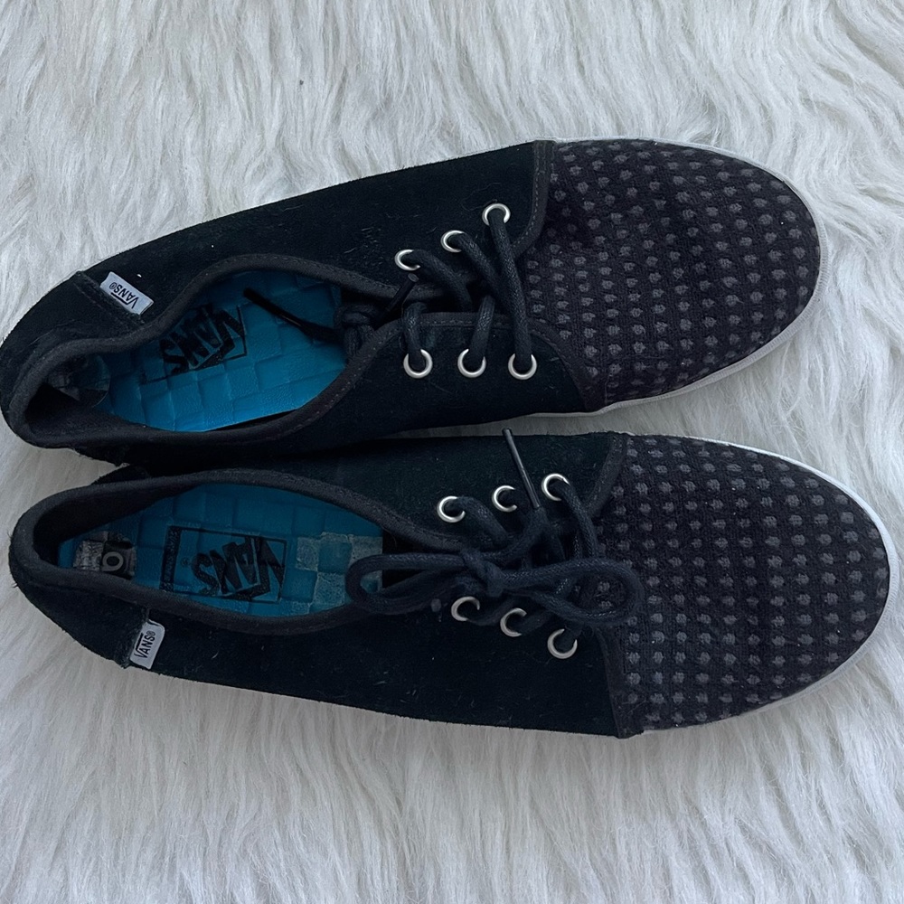 Vans Tazie Suede Black Dots Size Women size 9 Lace up